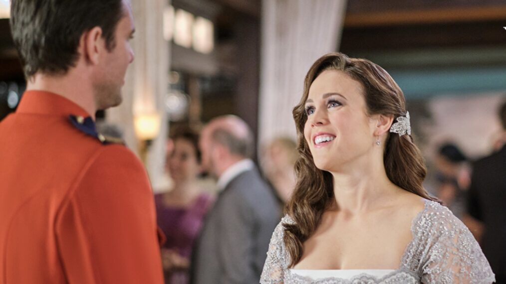 Erin Krakow in When Calls the Heart