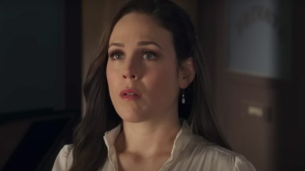 Erin Krakow in When calls the Heart