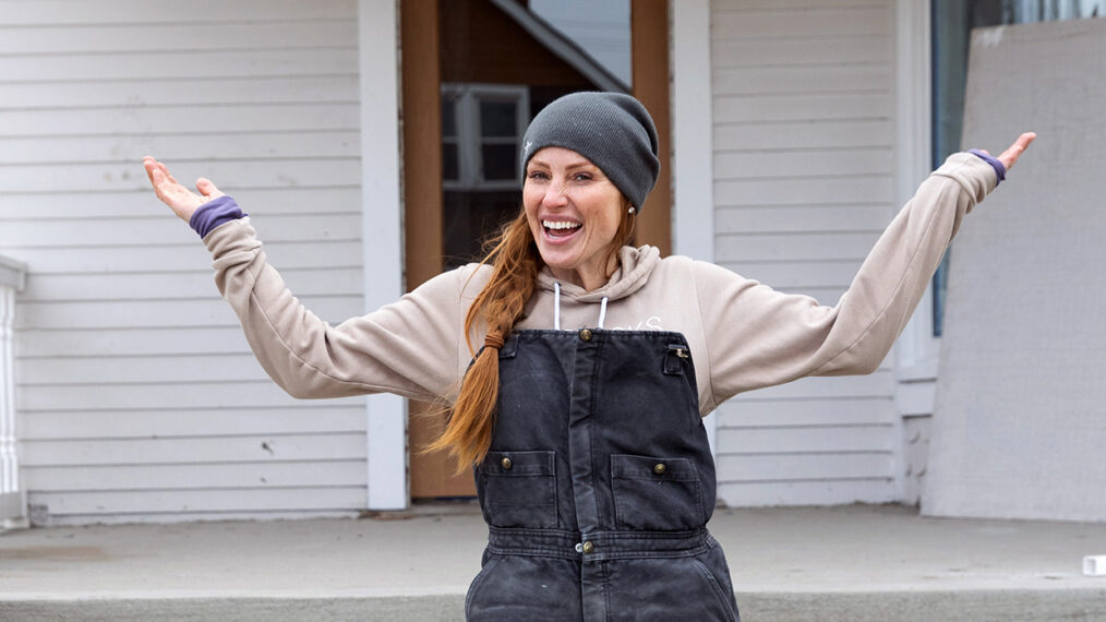 As seen on D+ Risky Business, Mina Starsiak Hawk poses for a portrait in front of the historic Sander’s House.