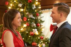 Sarah Fisher and Simon Arblaster in 'Meet Me Under the Mistletoe'