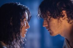 Caitriona Balfe and Sam Heughan in 'Outlander'