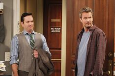 Thomas Lennon as Felix Unger and Matthew Perry as Oscar Madison in the pilot of 'The Odd Couple'