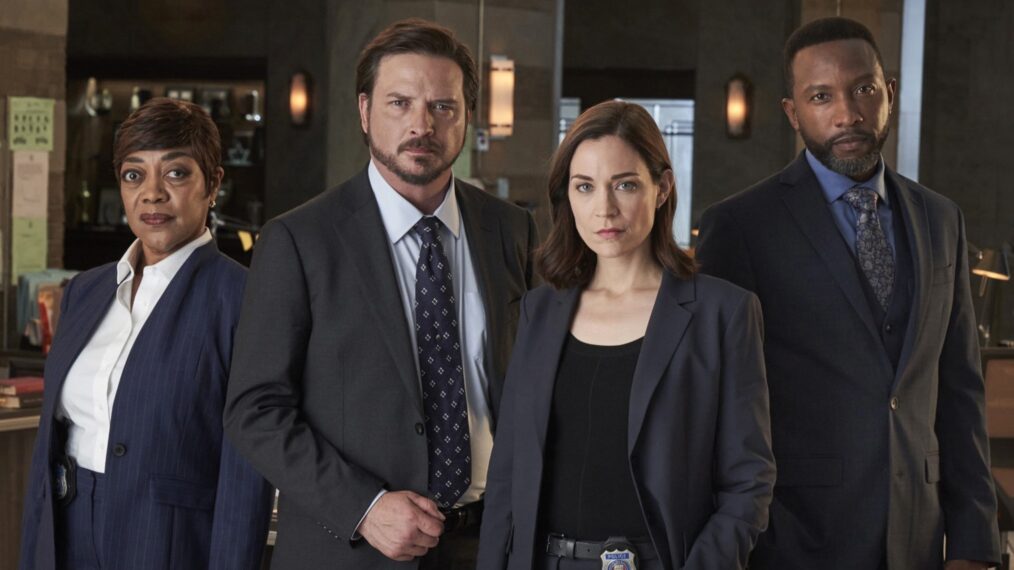 Insp. Vivienne Holness (Karen Robinson ), Det Sgt. Henry Graff (Aden Young), Det Sgt. Frankie Bateman (Kathleen Munroe), and Crown Attorney Theo Forrester (K.C. Collins)