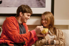 Ashton Kutcher and Natalie Portman in No Strings Attached