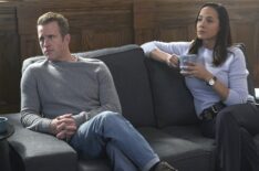 Scott Caan and Dania Ramirez in 'Alert: Missing Persons Unit'