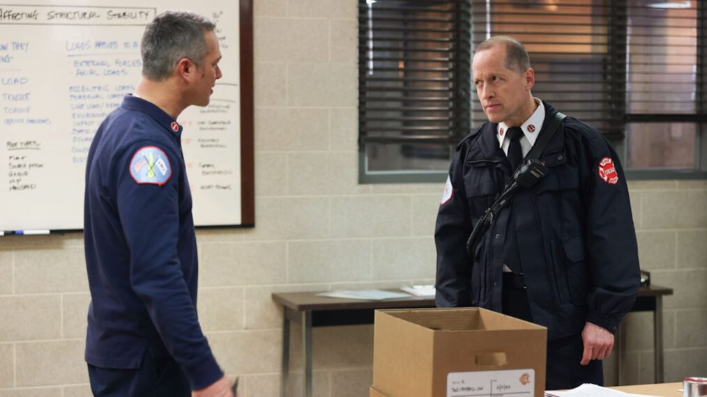 Taylor Kinney as Kelly Severide and Tim Hopper as Van Meter in 'Chicago Fire' - 'The Man of the Moment'