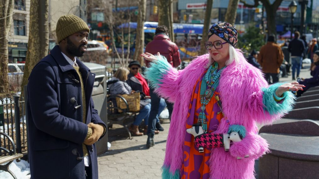 Paapa Essiedu and Melissa McCarthy in 'Genie'