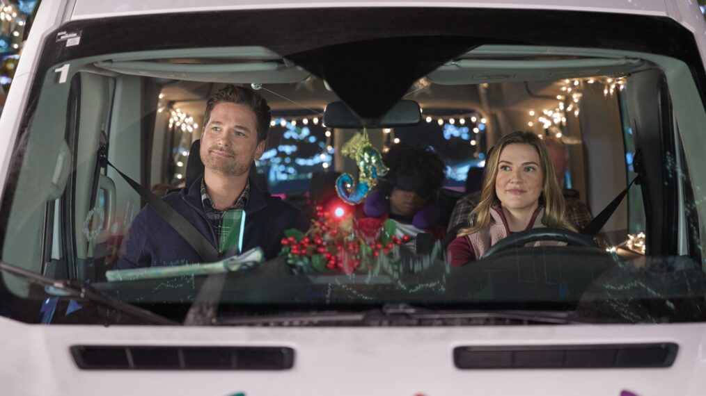Warren Christie and Sara Canning in 'Holiday Road'