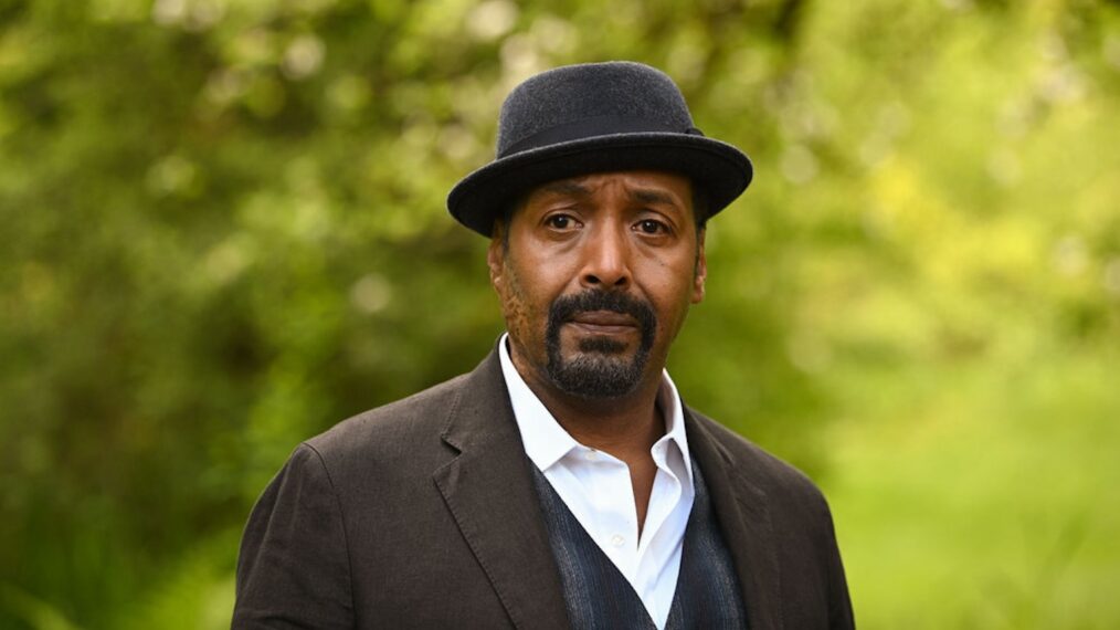 Jesse L. Martin as Alex Mercer in 'The Irrational'