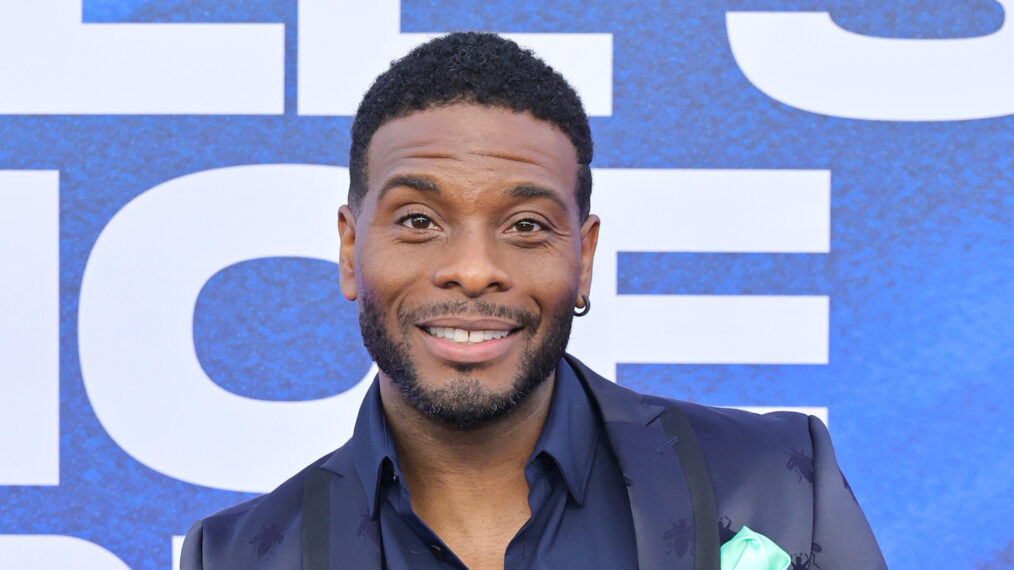 Kel Mitchell attends the 2022 People's Choice Awards