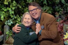 'Wheel of Fortune' Fans Fall In Love With 92-Year-Old Contestant & Her Son (VIDEO)