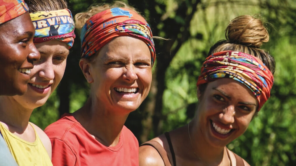 Emily Flippen, Julie Alley und Dee Valladares in „Survivor“, Staffel 45, Folge 9