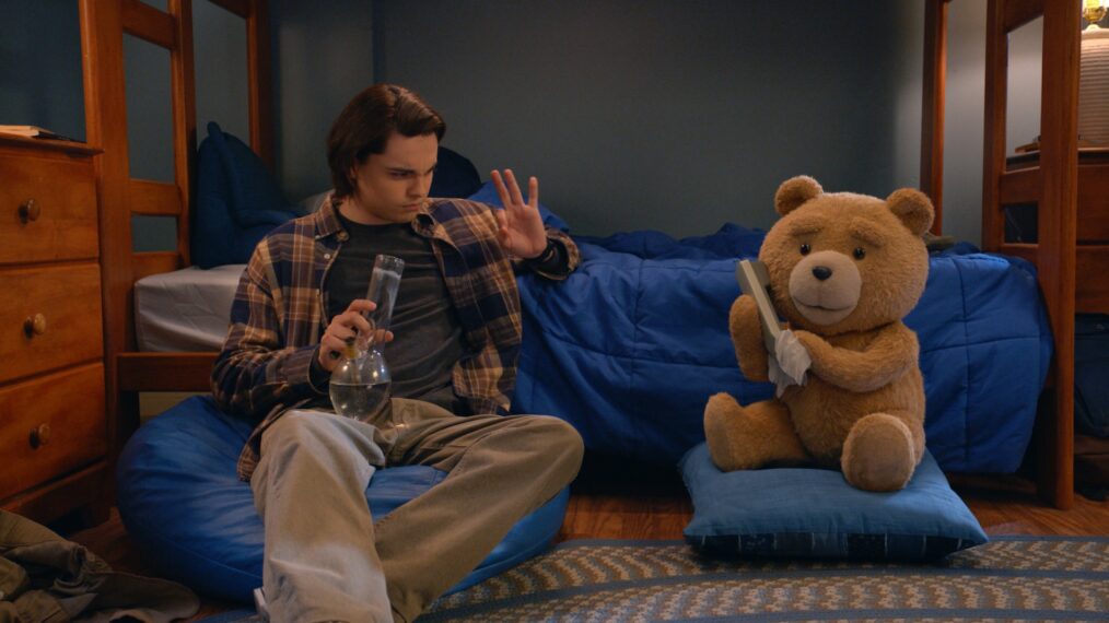 Max Burkholder and Seth MacFarlane in 'Ted'