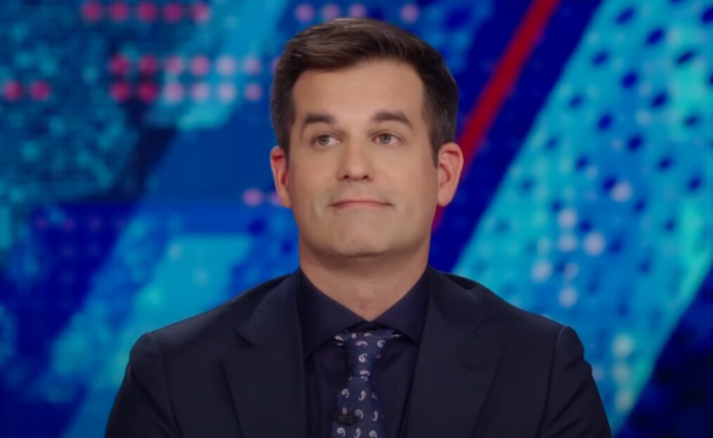 Michael Kosta hosts 'The Daily Show'