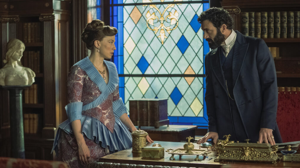 Carrie Coon und Morgan Spector in „The Gilded Age“, Staffel 2, Folge 3