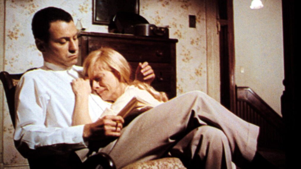 Alan Arkin and Sondra Locke in 'The Heart Is a Lonely Hunter'