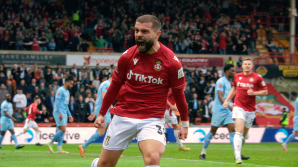 El futbolista Elliot Lee en el final de la segunda temporada de 'Welcome to Wrexham'