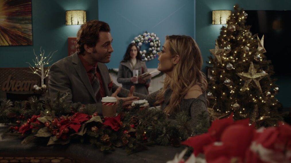 Jonathan Stoddard and Denise Richards in 'A Christmas Frequency'