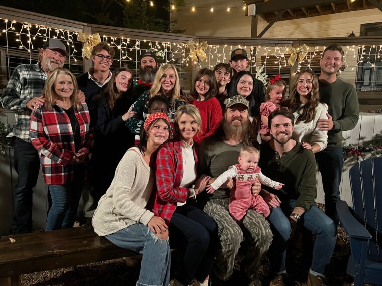 Duck Dynasty - A Duck Family Christmas