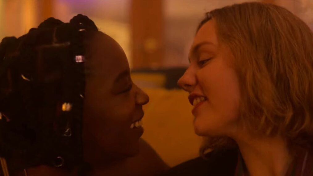 Corinna Brown and Kizzy Edgell in 'Heartstopper'