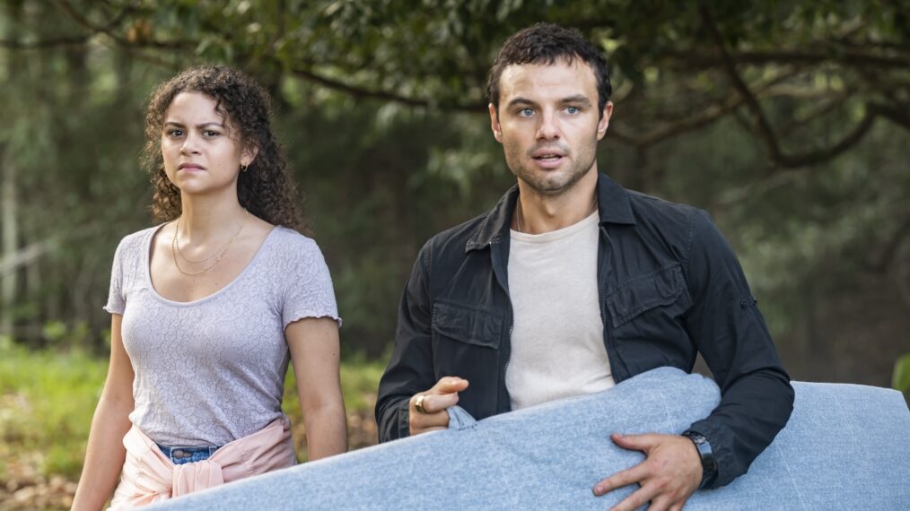 Lily Santiago and Josh McKenzie in 'La Brea' - Season 3