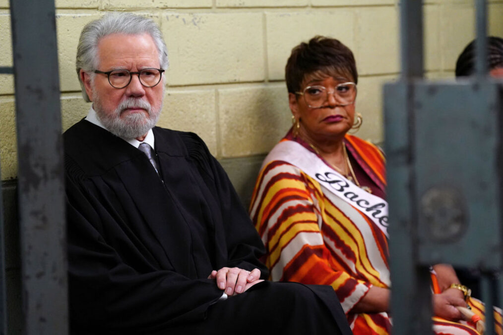 John Larroquette as Dan Fielding, Marsha Warfield as Roz in 'Night Court' Season 2 Episode 1