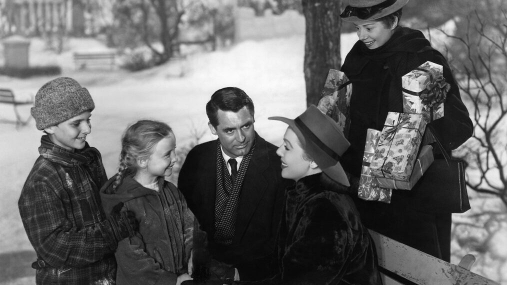 Karolyn Grimes, Cary Grant, Loretta Young, Elsa Lanchester in „The Bishop's Wife“, 1947