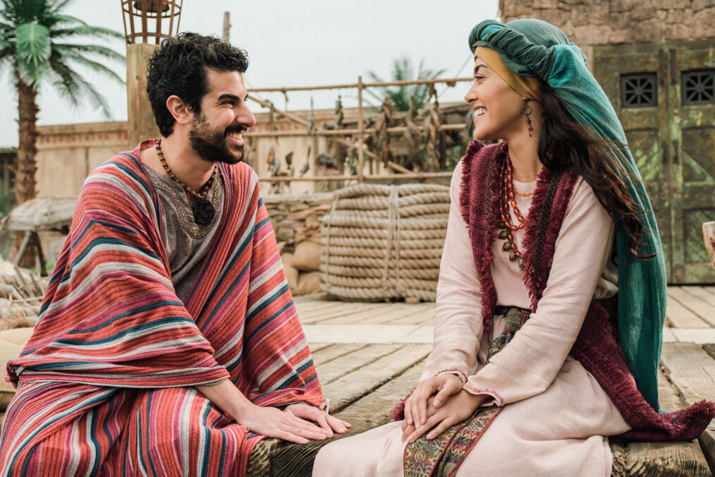 Joey Vahedi and Yasmine Al-Bustami in 'The Chosen' - Season 4