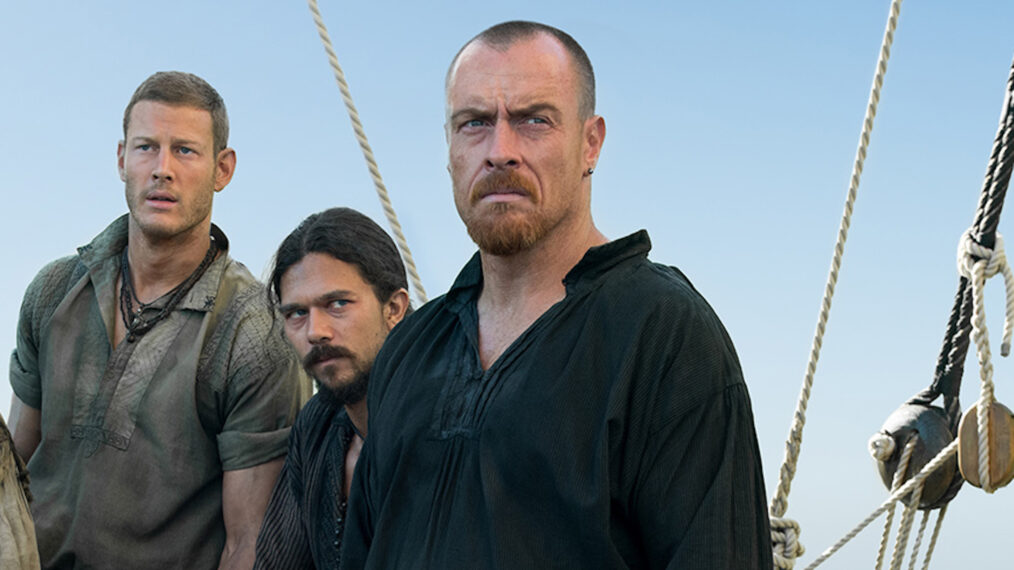 Tom Hopper, Luke Arnold, Toby Stephens in 'Black Sails' Season 3