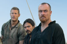 Tom Hopper, Luke Arnold, Toby Stephens in 'Black Sails' Season 3