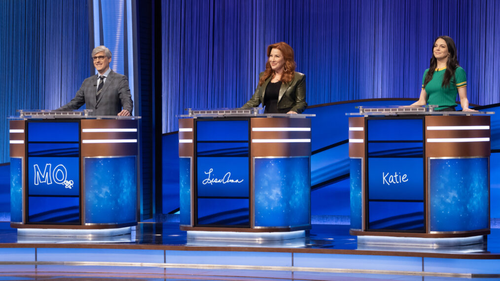 Mo Rocca, Lisa Ann Walter und Katie Nolan im Finale der zweiten Staffel von „Celebrity Jeopardy“.
