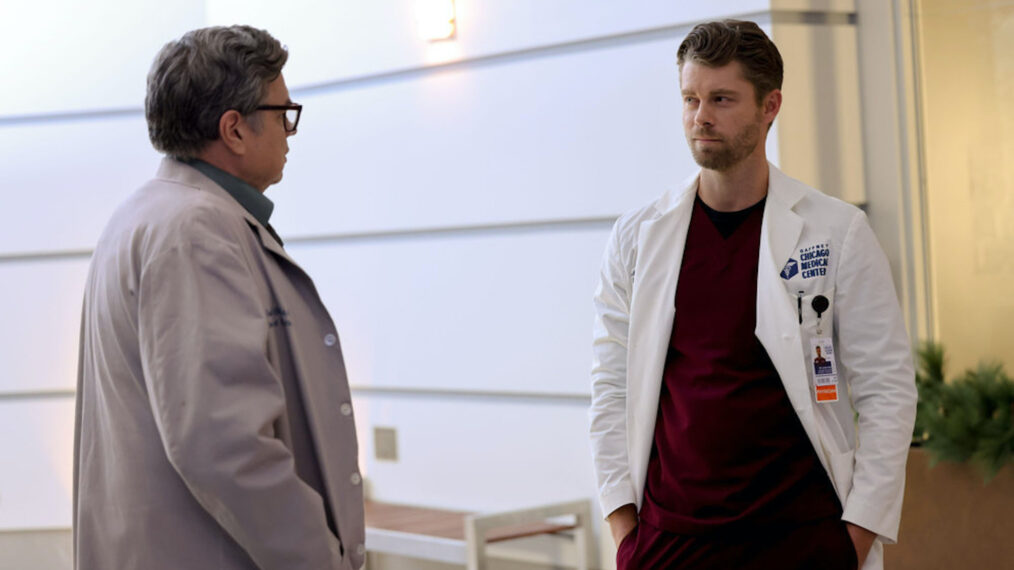 Oliver Platt as Dr. Daniel Charles, Luke Mitchell as Dr. Mitch Ripley in 'Chicago Med' - Season 9