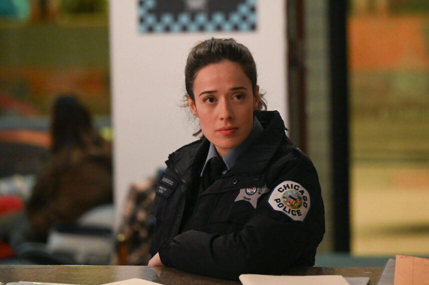 Marina Squerciati als Kim Burgess in „Chicago PD“, Staffel 11, Folge 3