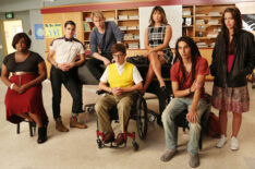 Alex Newell, Darren Criss, Chord Overstreet, Kevin McHale, Jenna Ushkowitz, Samuel Larsen, Melissa Benoist in Glee