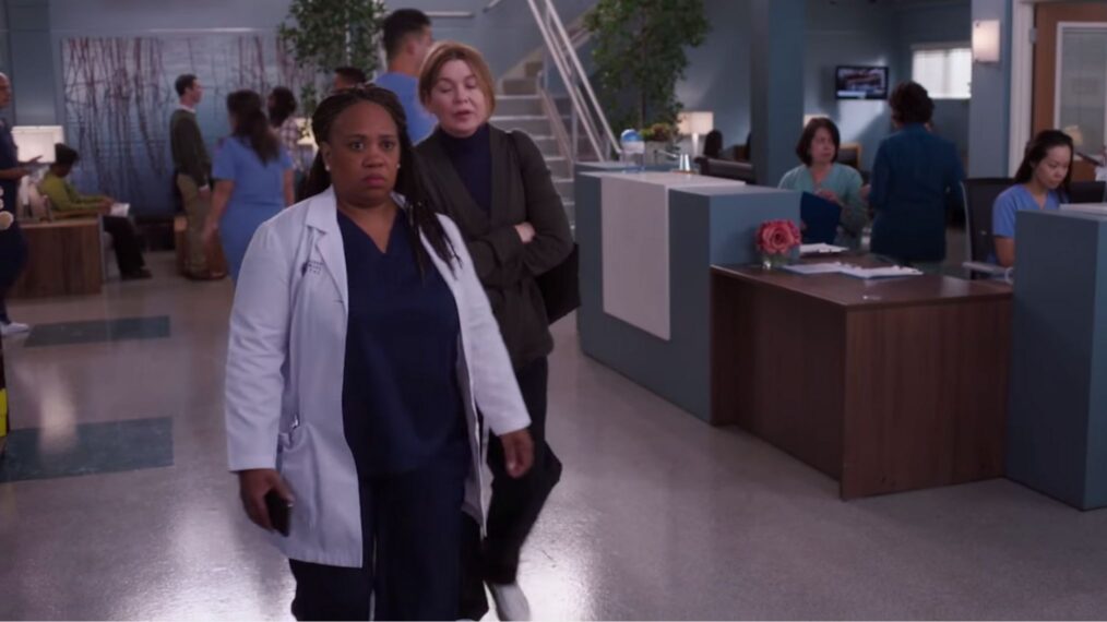 'Grey's Anatomy': See Ellen Pompeo's Return to Grey Sloan in Season 20 ...