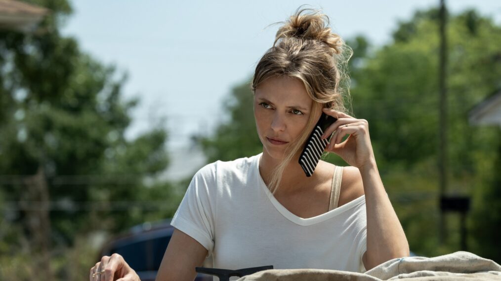 Riley Voelkel as Renee Segna in 'Hightown' Season 3