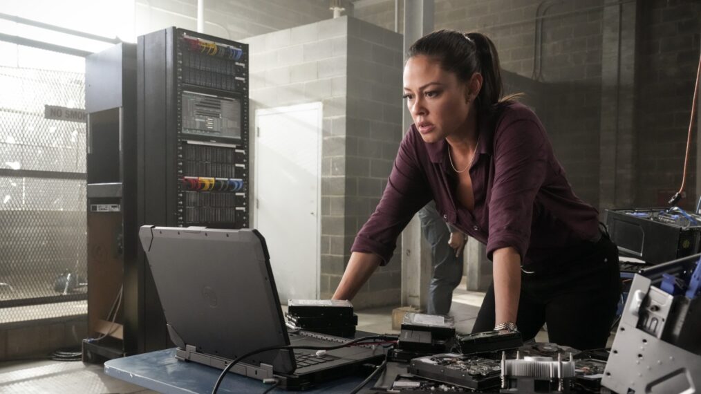 Vanessa Lachey as Jane Tennant in 'NCIS: Hawai'i' Season 3 Premiere