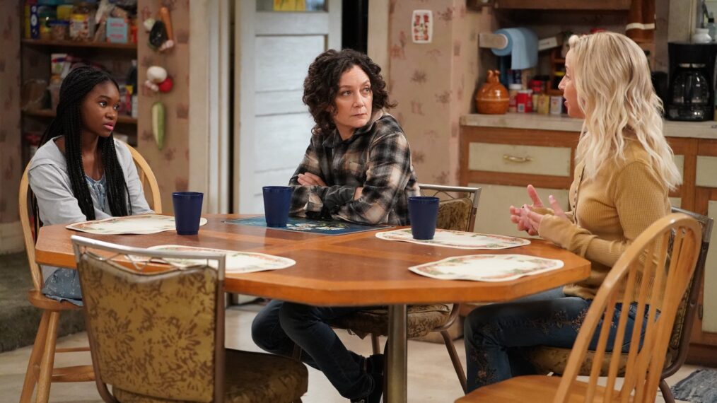 JAYDEN REY, SARA GILBERT, LECY GORANSON on The Conners