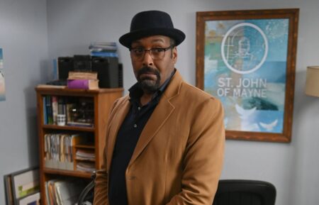 Jesse L. Martin as Alec Mercer in 'The Irrational' - Season 1, Episode 8