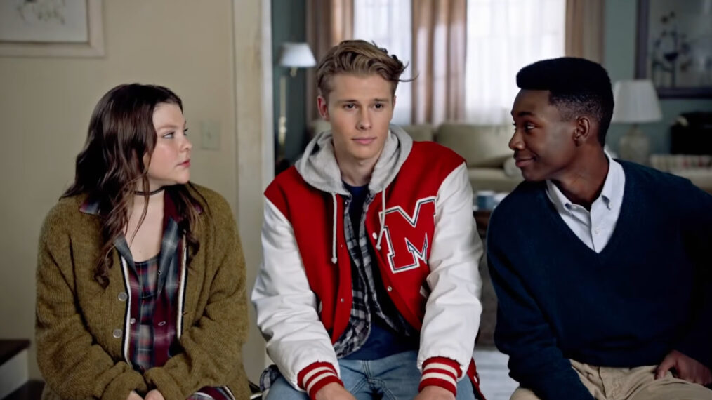 Hannah Zeile, Logan Shroyer, and Niles Fitch of 'This Is Us' Season 1