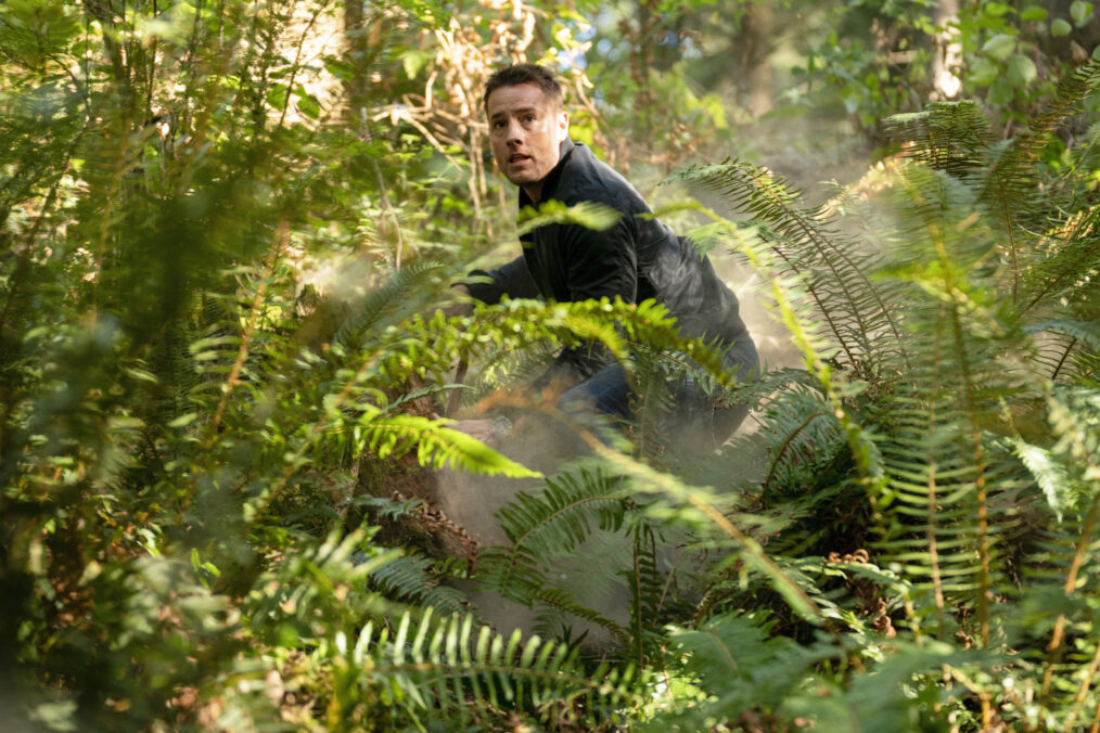 'Tracker' Justin Hartley Rescues Hiker & Shaw Family Revealed in