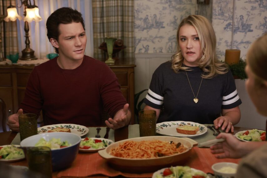 Montana Jordan und Emily Osment in „Young Sheldon“