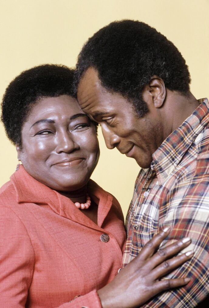 Esther Rolle and John Amos in Good Times