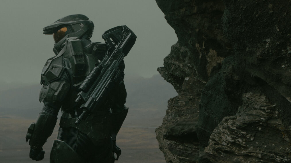 Pablo Schreiber as Master Chief in Halo episode 1, Season 2, Streaming on Paramount+ 2024. Photo Credit: Adrienn Szabo/Paramount+