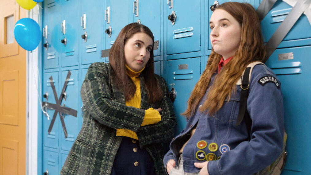 Beanie Feldstein and Kaitlyn Dever in Booksmart