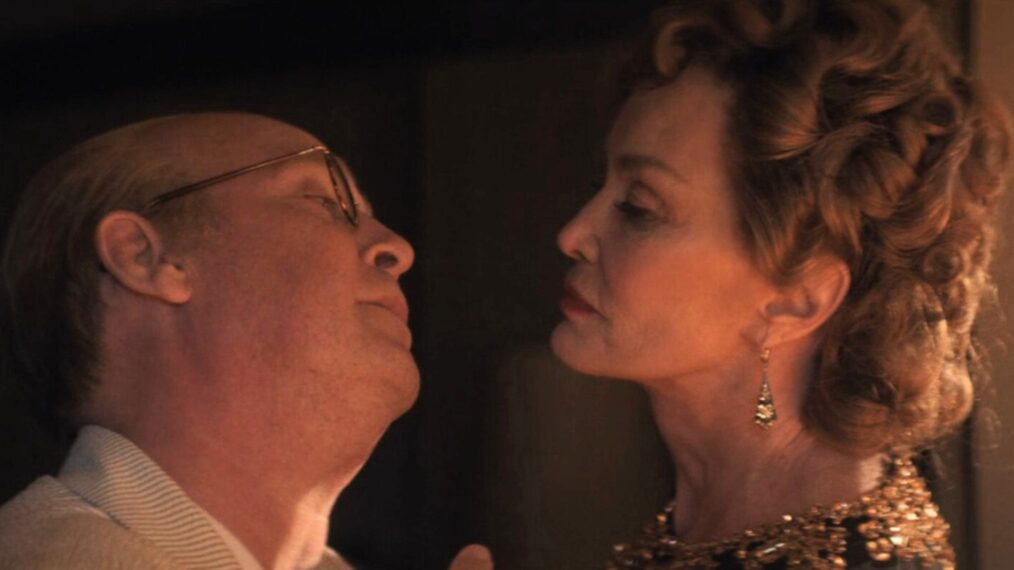 Tom Hollander und Jessica Lange in „Feud: Capote Vs.  Die Schwäne