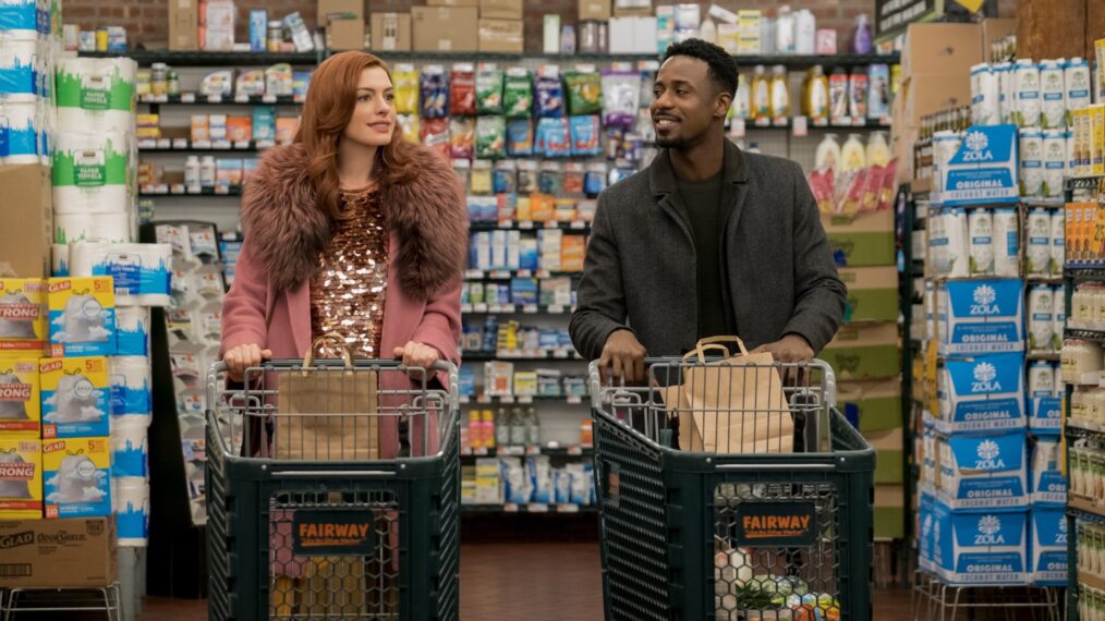 Anne Hathaway and Gary Carr in 'Modern Love' - Season 1 Episode 3