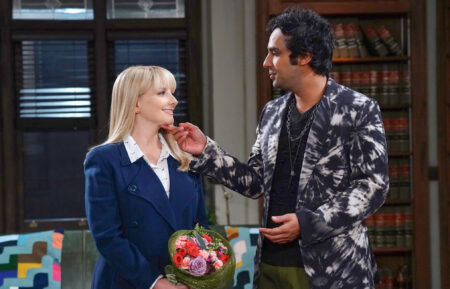 Melissa Rauch as Abby Stone, Kunal Nayyar as Martini in 'Night Court' Season 2 Episode 6