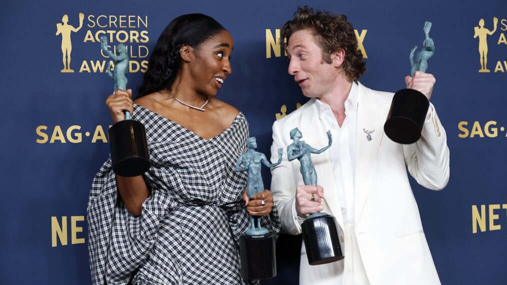 Ayo Edebiri and Jeremy Allen White at the 2024 SAG Awards