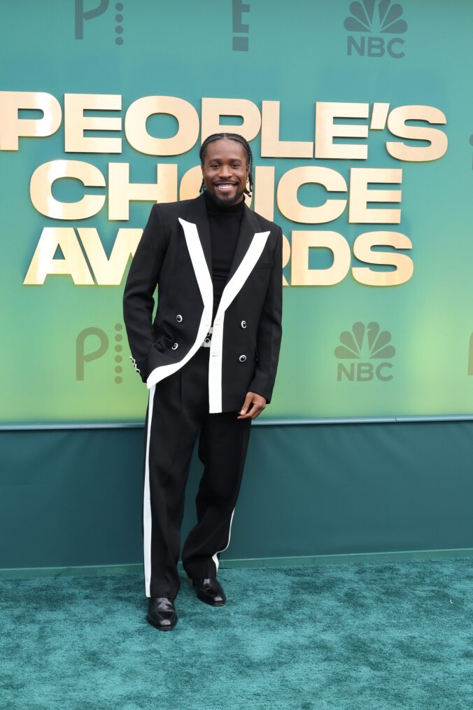 Shameik Moore attends the 2024 People's Choice Awards